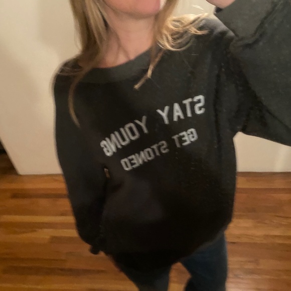 HTF Saturday School “Stay Young Get Stoned’” Graphic Print Sweatshirt Gray Sz S - Picture 14 of 15